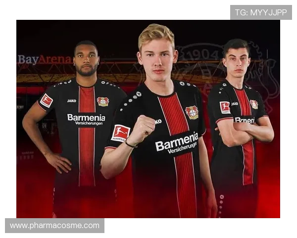 [欧冠]勒沃库森右侧传中 沃兰德门前劲射破门.